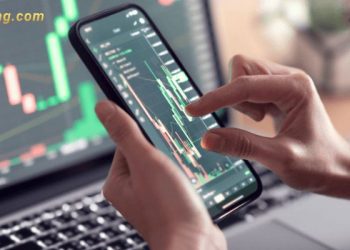 Chứng khoán hôm nay 06/11/2024: VN-Index duy trì sắc xanh