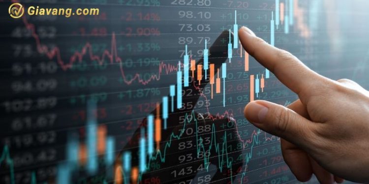 Chứng khoán hôm nay 18/11/2024: VN-Index giảm 1,207.89 điểm 1 Chứng khoán hôm nay 18/11/2024: VN-Index giảm 1,207.89 điểm