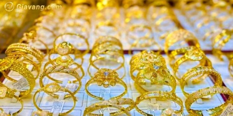 Giá vàng trong nước hôm nay 16/11/2024: Vàng nhẫn tăng "kịch trần" 1 Giá vàng trong nước hôm nay 16/11/2024: Vàng nhẫn tăng "kịch trần"