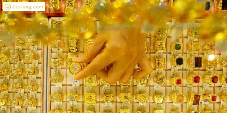 Giá vàng trong nước hôm nay 12/04/2025: Tăng “dựng đứng”, vượt mốc 105 triệu đồng/lượng