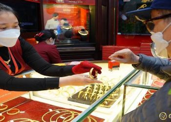 Giá vàng trong nước hôm nay 17/04/2025: SJC “phi nước đại” lên mức đỉnh mới 115,5 triệu đồng/lượng