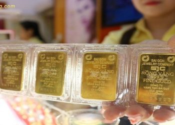 Giá vàng trong nước hôm nay 28/04/2025: Ổn định ở ngưỡng 121 triệu đồng/lượng