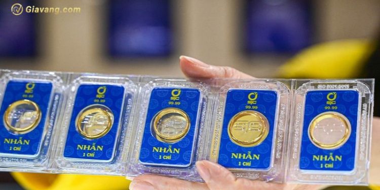 Giá vàng trong nước hôm nay 08/05/2025: Vàng nhẫn PNJ tăng nhẹ 1 Giá vàng trong nước hôm nay 08/05/2025: Vàng nhẫn PNJ tăng nhẹ