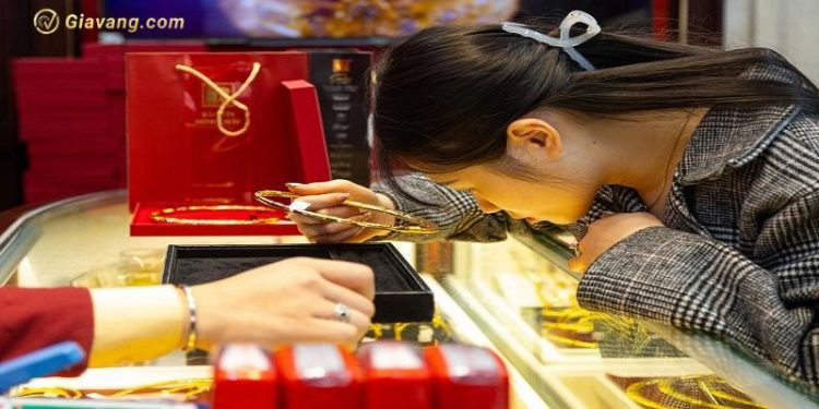 Giá vàng trong nước hôm nay 26/05/2025: Ổn định phiên đầu tuần 1 Giá vàng trong nước hôm nay 26/05/2025: Ổn định phiên đầu tuần