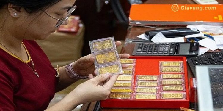 Giá vàng trong nước hôm nay 16/06/2025: Đồng loạt ‘đi ngang’ phiên đầu tuần 1 Giá vàng trong nước hôm nay 16/06/2025: Đồng loạt ‘đi ngang’ phiên đầu tuần