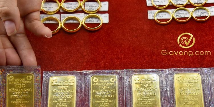 Giá vàng trong nước hôm nay 26/08/2025: Lập đỉnh mới, vượt mức 127 triệu đồng/lượng