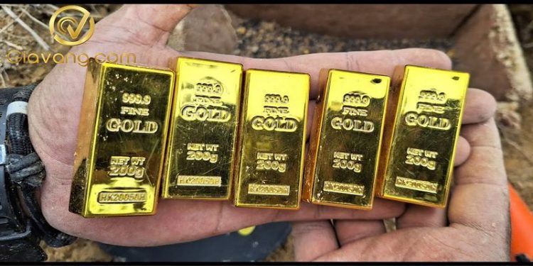 Phân tích giá vàng ngày 18/08/2025: XAU/USD phục hồi trên $30 từ mức thấp nhất trong hai tuần trước cuộc họp Trump - Zelensky