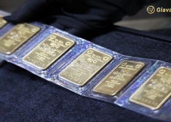 Giá vàng trong nước hôm nay 12/10/2025: Tăng mạnh, vàng SJC áp sát mốc 143 triệu đồng/lượng