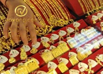 Giá vàng trong nước hôm nay 17/10/2025: Vàng nhẫn leo đỉnh, vượt xa miếng vàng