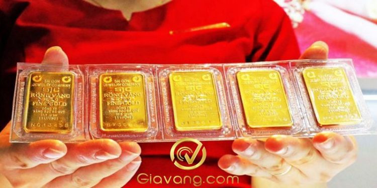 Giá vàng trong nước hôm nay 27/12/2025: Tăng vọt cao nhất 1 triệu đồng/lượng