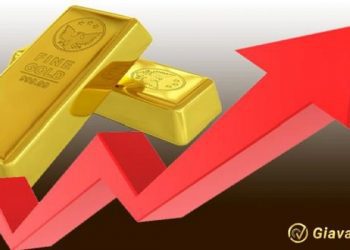 Phân tích giá vàng ngày 24/12/2025: Đạt mức cao kỷ lục trên 4.500 USD