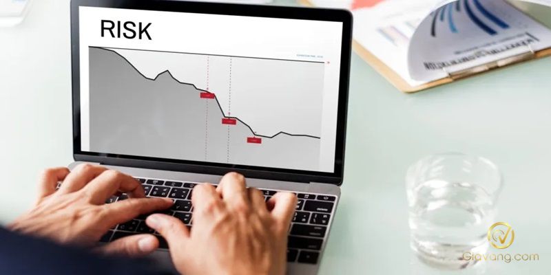 “Giải mã” tác động của Interest Rate Forex trong giao dịch ngoại hối 6 Nhung rui ro khi giao dich dua tren Interest rate